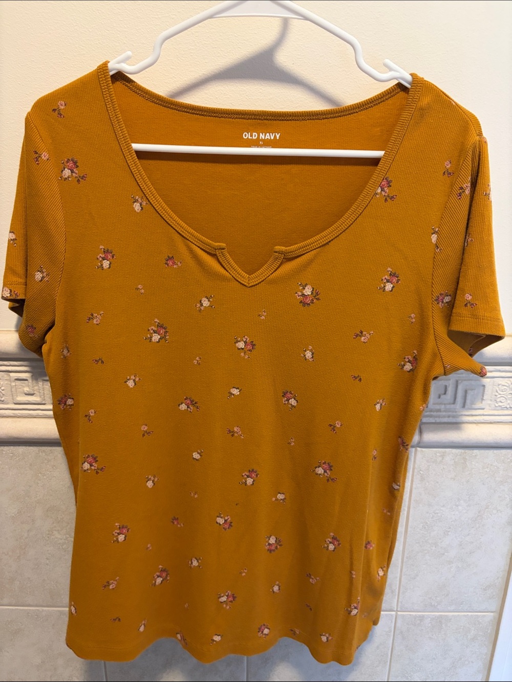 Old Navy Mustard Short Sleeve Scoop Neck Tee with Tiny Floral Print